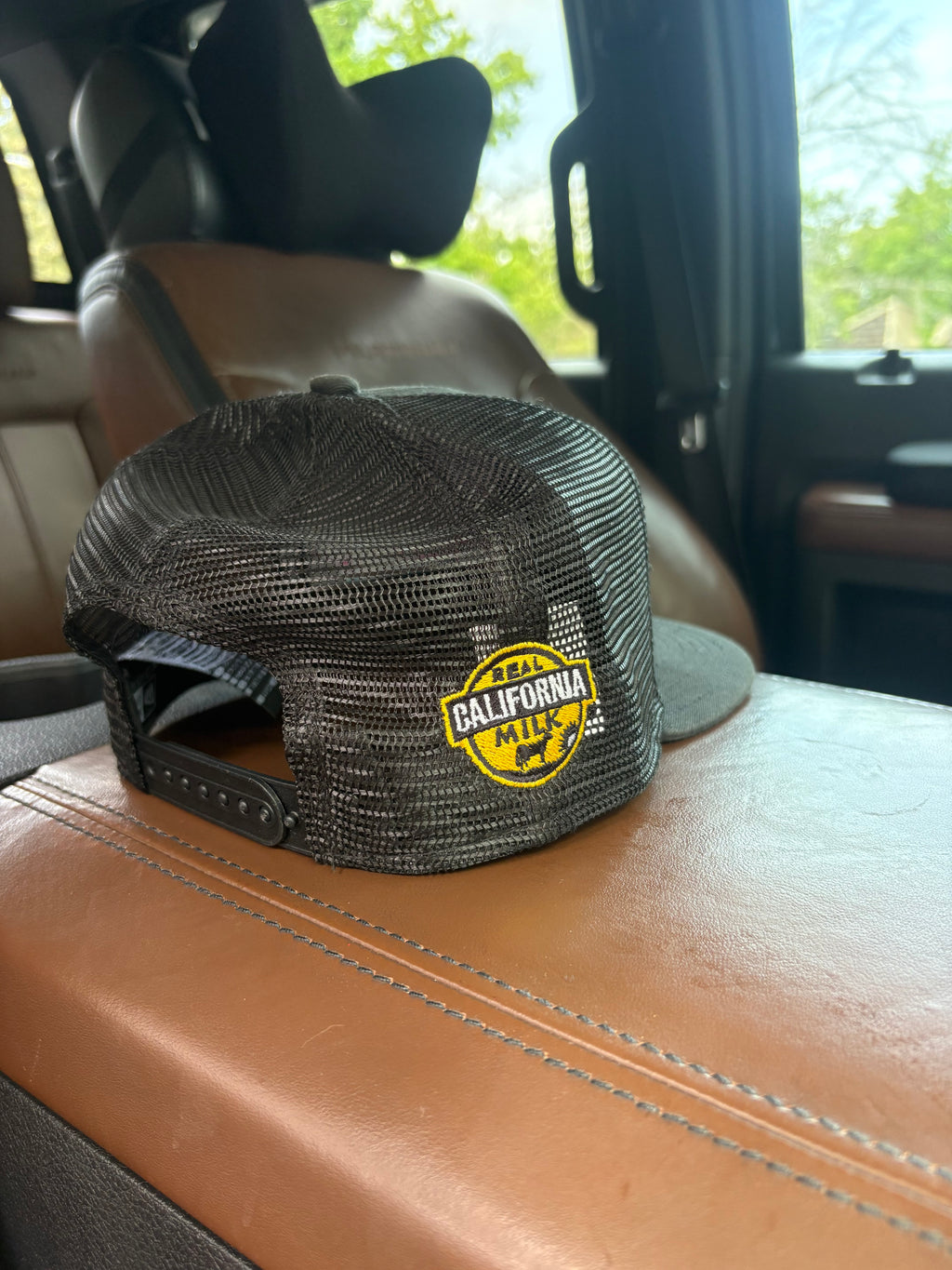 CMMT HAT BLACK